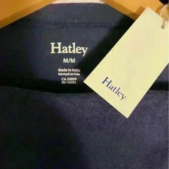 🆕 Hatley - Slouchy  Pocket Tee - Patriot Blue - Size Medium - Picture 8 of 10